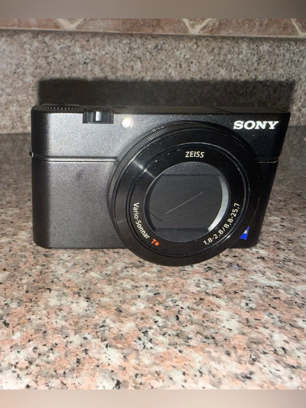 Sony- RX100 III 20.1-Megapixel Digital Camera - Black
